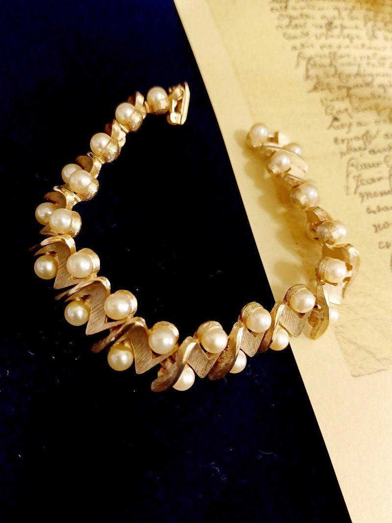 vintage jewelry  Trifari 華麗金色珍珠 手鍊 - 手鍊/手環 - 其他金屬 