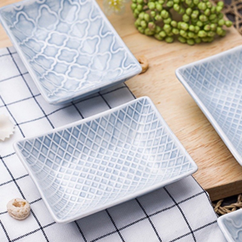 [JOYYE ceramic tableware] geometric life relief seasoning dish (a set of 2) - จานเล็ก - เครื่องลายคราม 