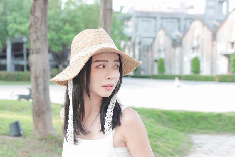 古典神秘草帽-編織帽 帽 登山帽 草帽 防曬 straw hat 手工 透氣 - 帽子 - 植物．花 卡其色