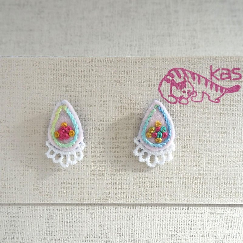 Hand embroidery pierced earring"Spring color drop" - Earrings & Clip-ons - Thread Pink