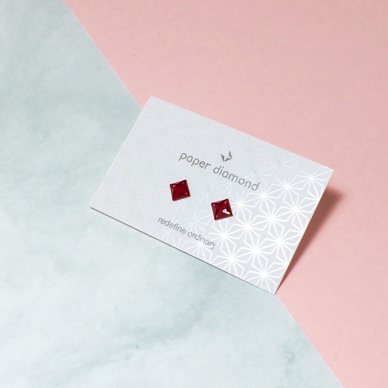 Stylish Classy Wine Red Origami paper diamond Earrings - ต่างหู - กระดาษ สีแดง