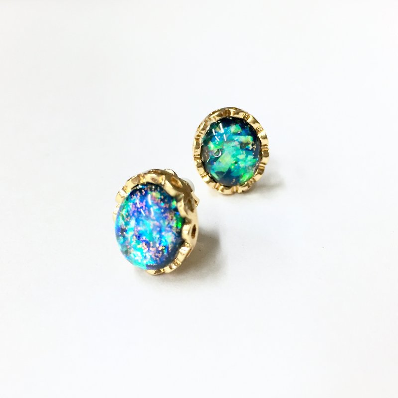If [Sang] | magic | the night sky. Japanese resin stones. Ear clip. Ear hook. No pierced Star. French earrings - Earrings & Clip-ons - Gemstone Blue