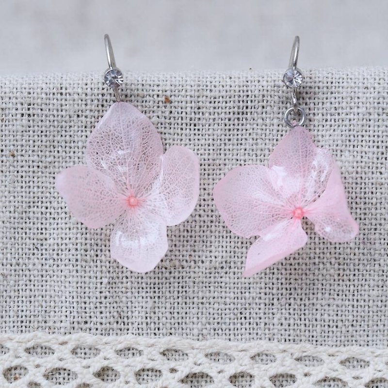 "Three hand-made floral cat" Hydrangea flower fairy clip-on earrings can be changed - Earrings & Clip-ons - Plants & Flowers Pink