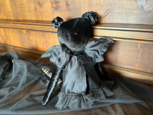 最終値下げ アートドール 作家様 コウモリ ぬいぐるみ 作家ベア 最終値下げ アートドール 作家様 コウモリ ぬいぐるみ 作家ベア