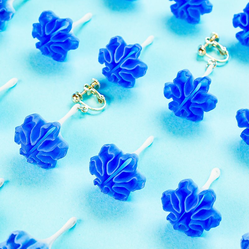 RIKKA - earrings made of snowflakes in the shape of buds. - ต่างหู - พลาสติก สีน้ำเงิน
