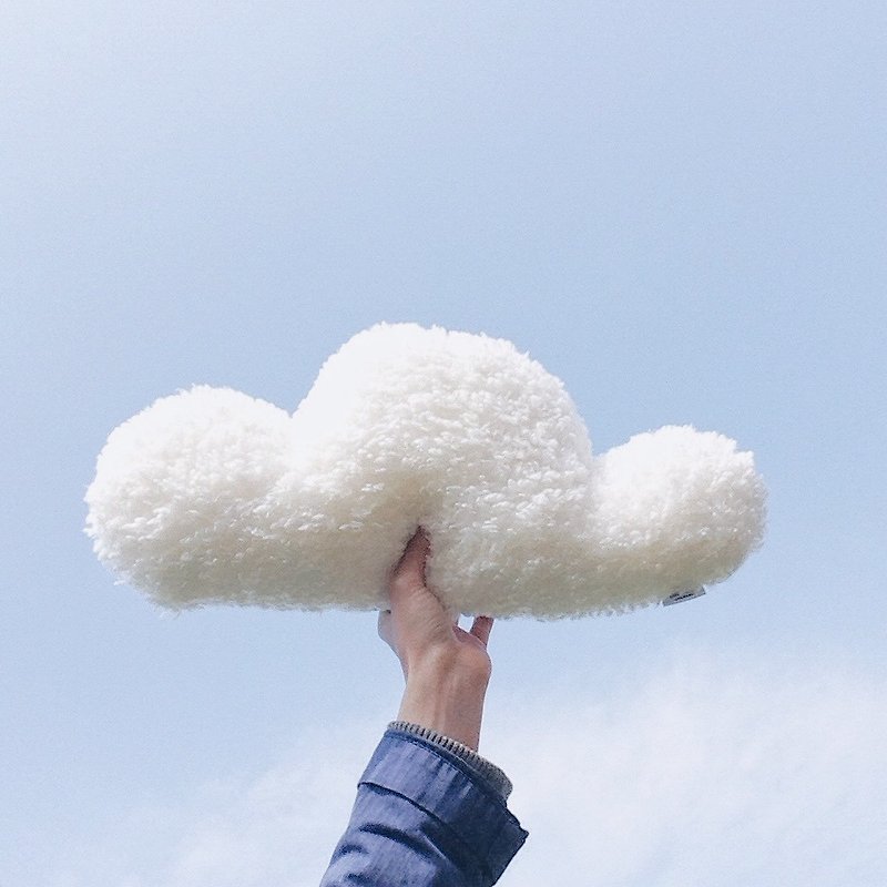 Exchanging gifts, hand-made heart-warming cloud pillow, extra large size - หมอน - ผ้าฝ้าย/ผ้าลินิน ขาว