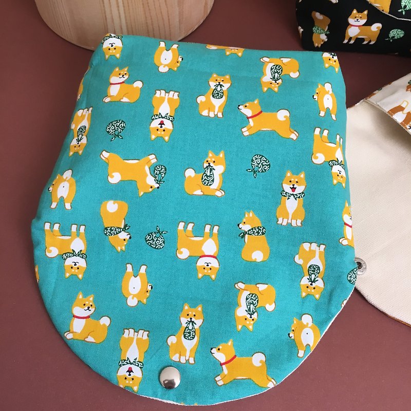 [Little baby running away from home] Cosmetic bag sundries bag storage Shiba Inu - Toiletry Bags & Pouches - Cotton & Hemp 