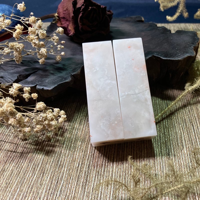 手工刻印客製對章 • 姓名方章 • 老撾石印章 陸 - 印章/印台 - 石頭 白色