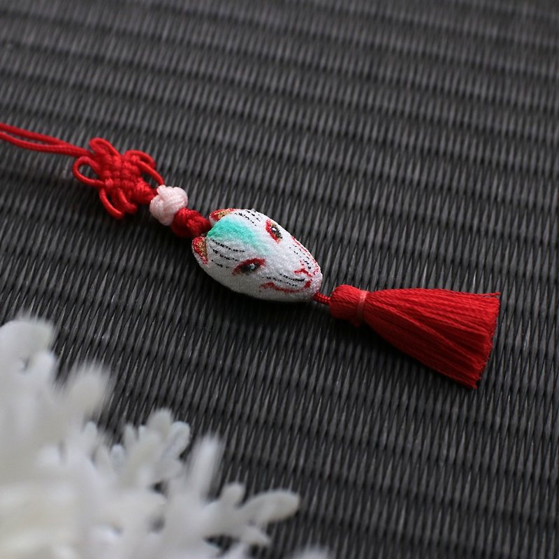 Red Tamafusa Musubi Small Fox Netsuke String Strap - อื่นๆ - ผ้าไหม สีแดง
