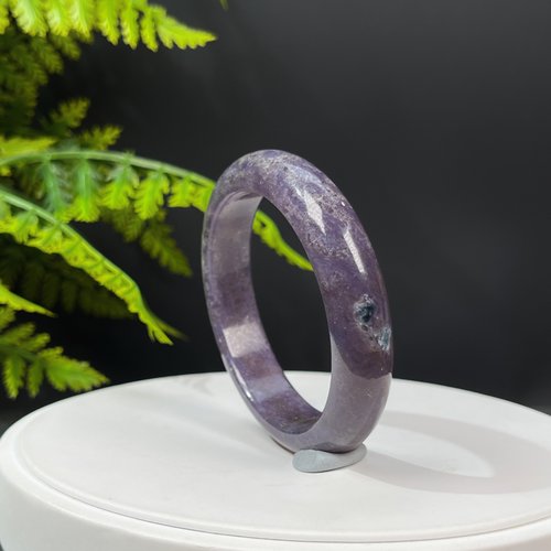 Unique plum blossom jade bracelet 54MM black bottom safflower green leaf  Stone wide bangle bracelet floating and beautiful - Shop setomastudio  Bracelets - Pinkoi