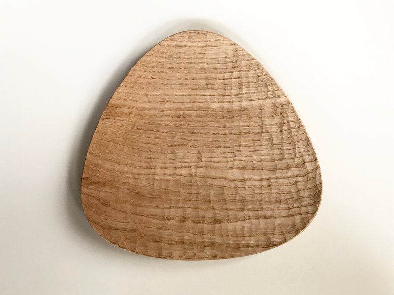 Chestnut triangular plate - Plates & Trays - Wood Brown