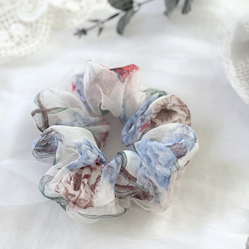 Scrunchie/ cloud hazy fairyland scrunchie hair ring hair band hair rope hair accessories - Hair Accessories - Other Materials Multicolor