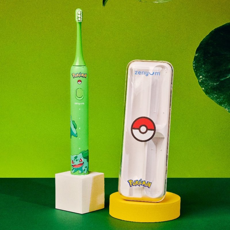 ZenyumSonic Go Pokémon Collection - Toothbrush + Travel Case (Bulbasaur) - Toothbrushes & Oral Care - Other Materials Green