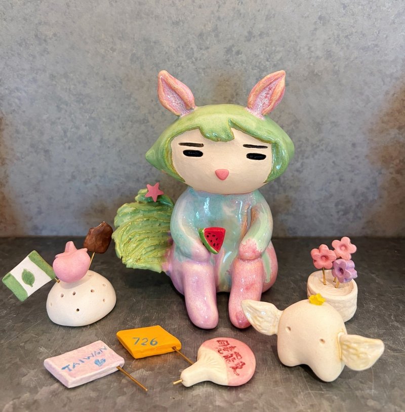 Qimii奇蜜星球的小奇獸/互動式療癒陶偶/兔耳小奇 - 公仔/玩偶 - 陶 多色
