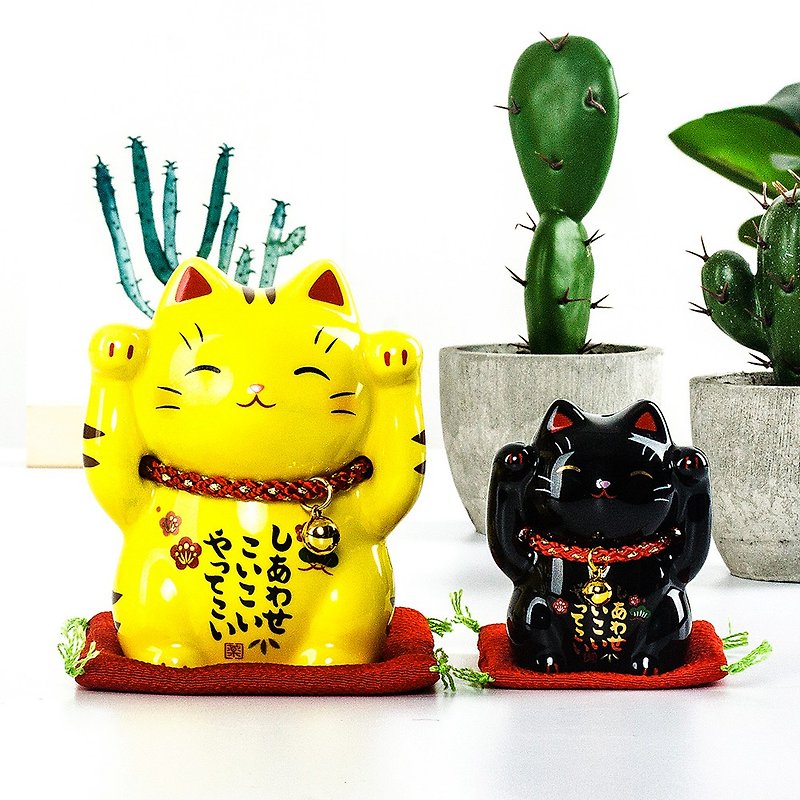 Japanese pharmacist kiln imported painted gold luck tabby black safe lucky cat ornaments birthday wedding opening gift - ของวางตกแต่ง - ดินเผา 