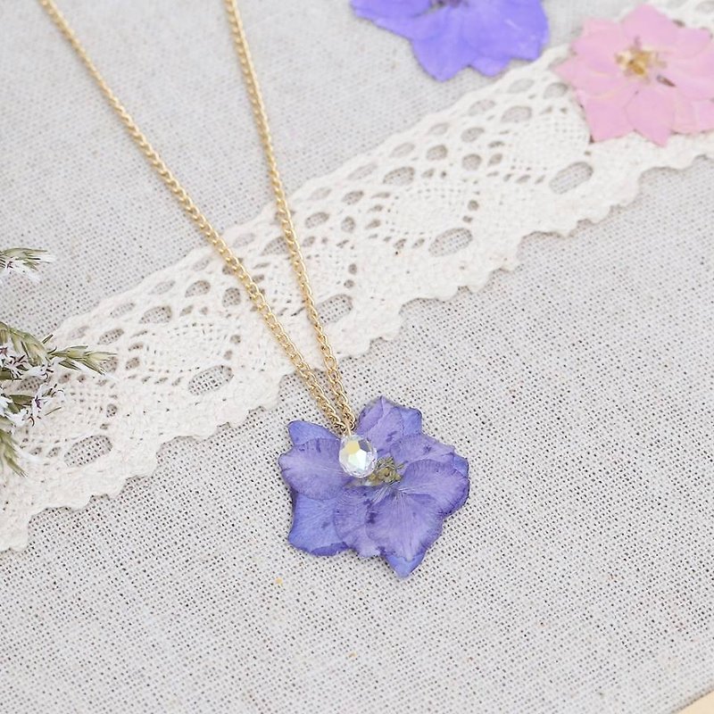 "Three hand-made floral cat" real flowers delphinium flower necklace style purple pink spot - สร้อยคอ - พืช/ดอกไม้ สีน้ำเงิน