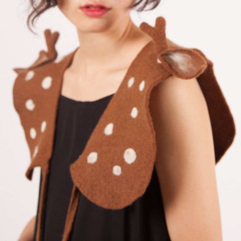 Ke people original design Sen Department Fawn vest loose short handmade creative vest women spring and autumn winter pure wool - เสื้อผู้หญิง - ขนแกะ สีนำ้ตาล