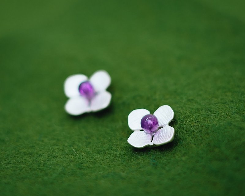 Hydrangea - small earrings - amethyst - purple - flower - hypo-allergenic - ต่างหู - โลหะ สีเงิน