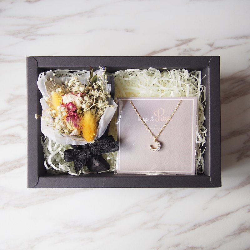 グッドバッグ - ロマンチックな花束ギフトセット：ミニドライブーケ+ムーンネックレス - ネックレス - その他の素材 オレンジ