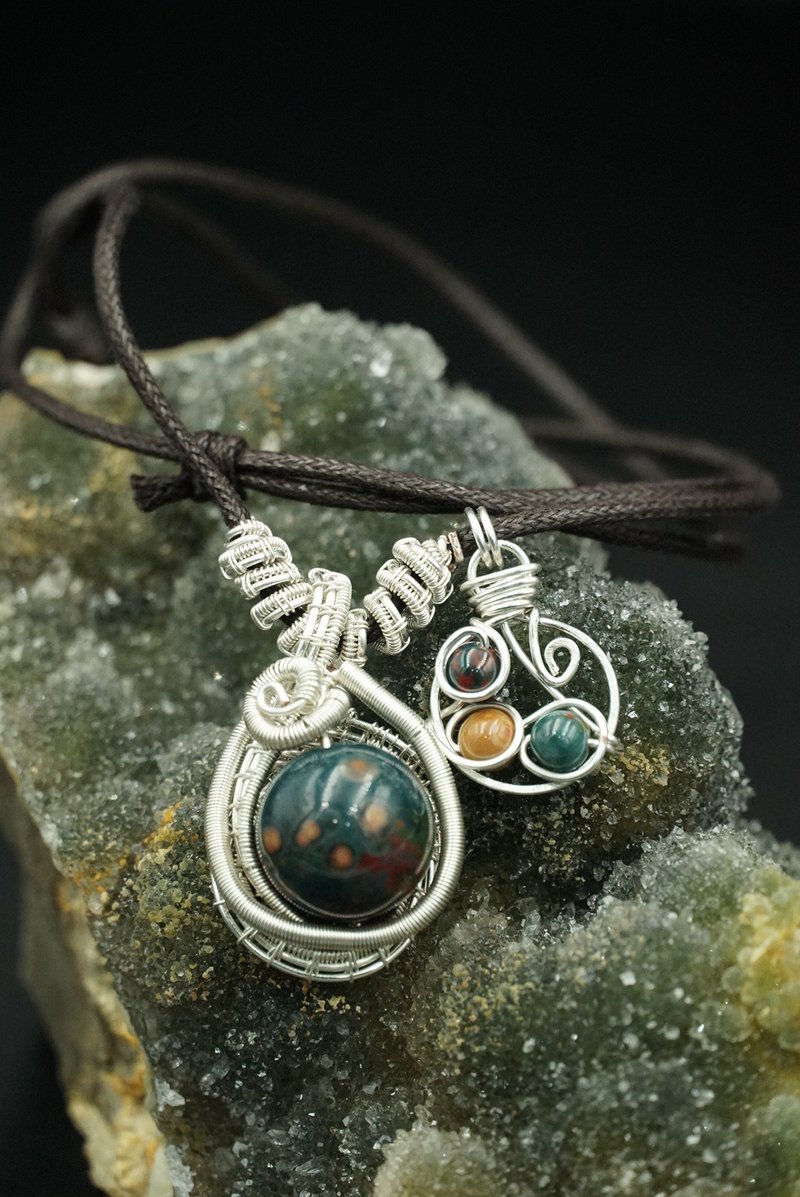 **Ocean Jasper/Small Universe**Crystal Ore Pendant Necklace Metal Braided Art Bronze - สร้อยคอ - หยก สีเขียว