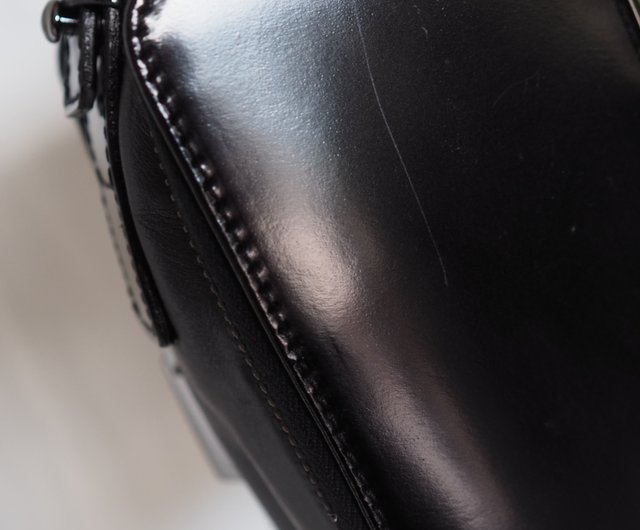 CELINE セリーヌ ロゴ 2way ショルダーバッグ ブラック エナメル