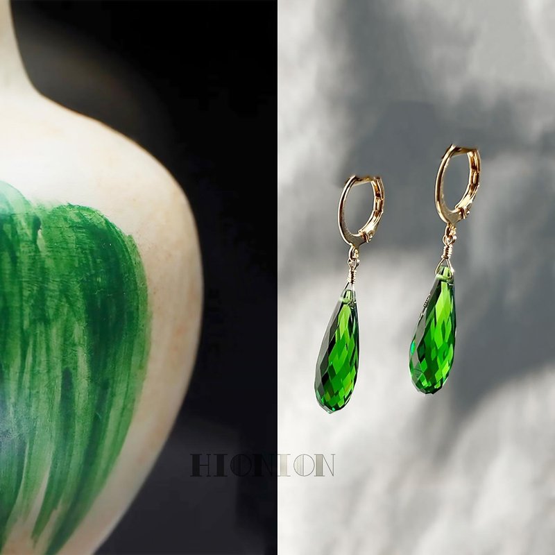 Hi Onion original niche new Chinese glaze green Stone water drop earrings ear clips personality high-end temperament - ต่างหู - วัสดุอื่นๆ 