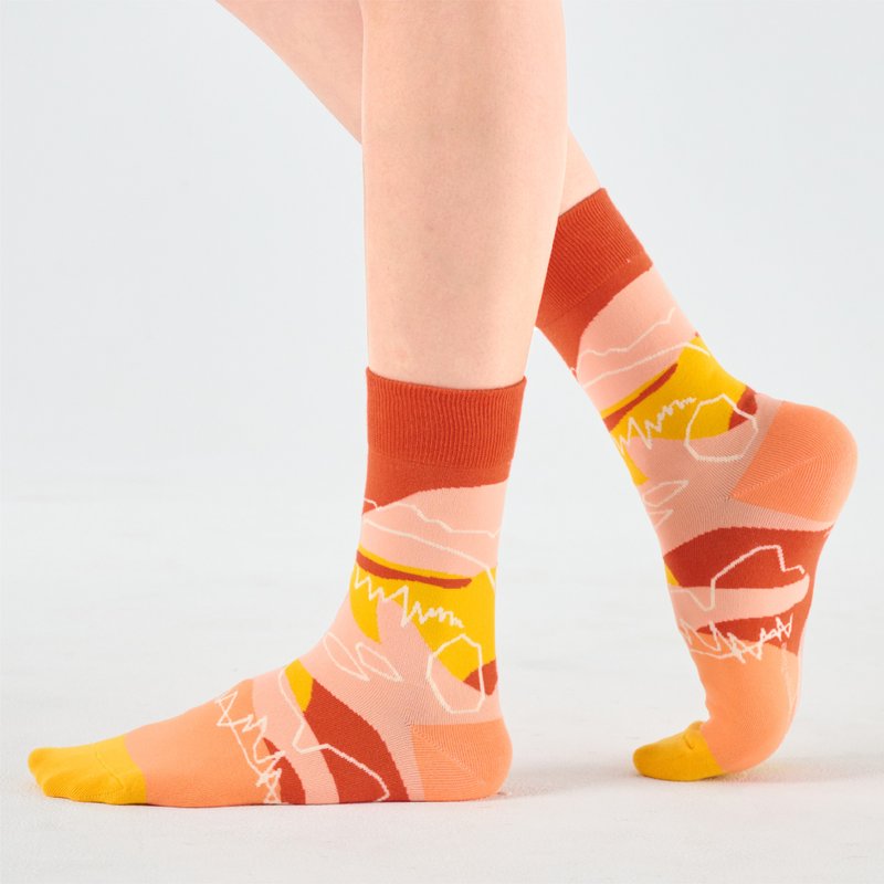 眺望山谷 抗菌中筒襪 - 橘(M、L) - 襪子 - 棉．麻 橘色