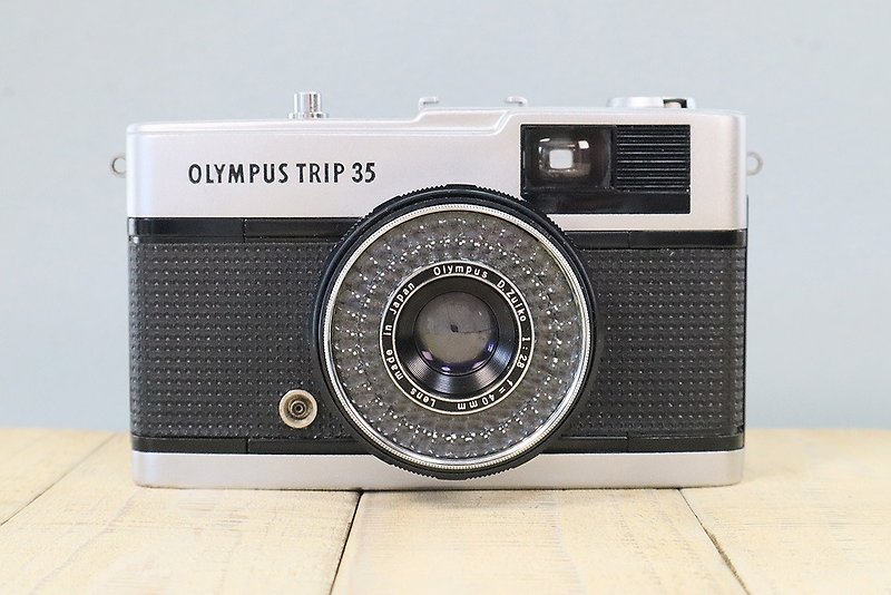 【完動品】オールドフィルムカメラ オリンパス OLYMPUS TRIP35 S/N221399  m051 - 菲林/即影即有相機 - 其他金屬 黑色