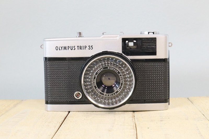 【完動品】オールド フィルムカメラ オリンパス  OLYMPUS TRIP35 S/N218618 p088 - 相機/拍立得/底片相機 - 其他金屬 黑色