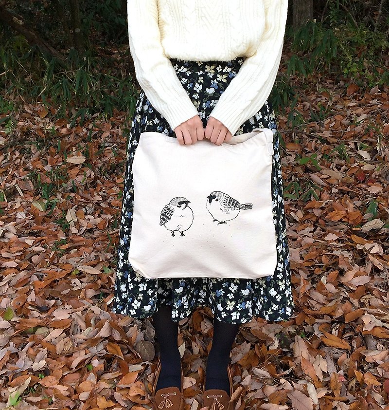 Hand-painted Sparrow's 2way shoulder bag - กระเป๋าแมสเซนเจอร์ - ผ้าฝ้าย/ผ้าลินิน ขาว