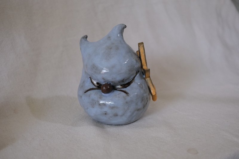 被襲擊的小惡魔 - 手捏陶瓷雕塑、擺飾 - 擺飾/家飾品 - 陶 