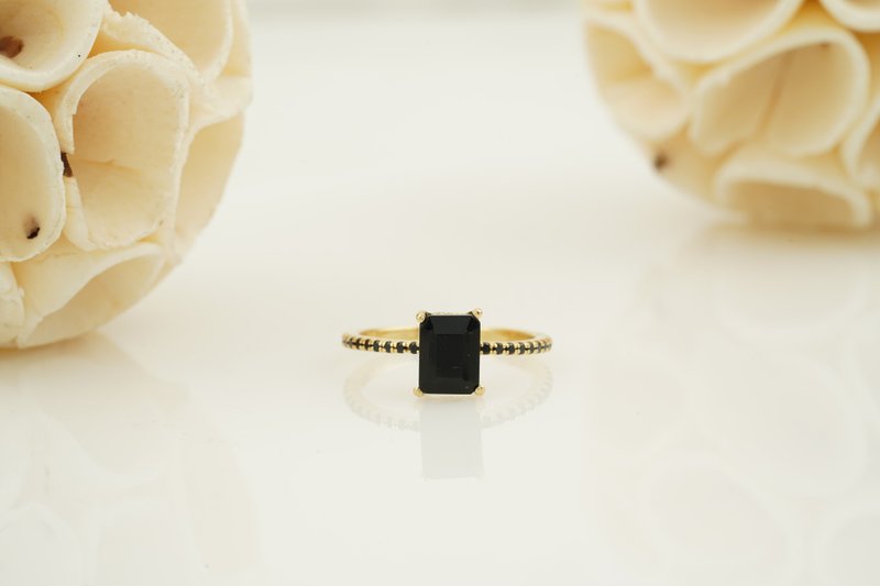 Emerald Cut Black Onyx Engagement Ring 14k Rose Gold Onyx Matching Ring For Her - แหวนทั่วไป - เครื่องเพชรพลอย สีดำ