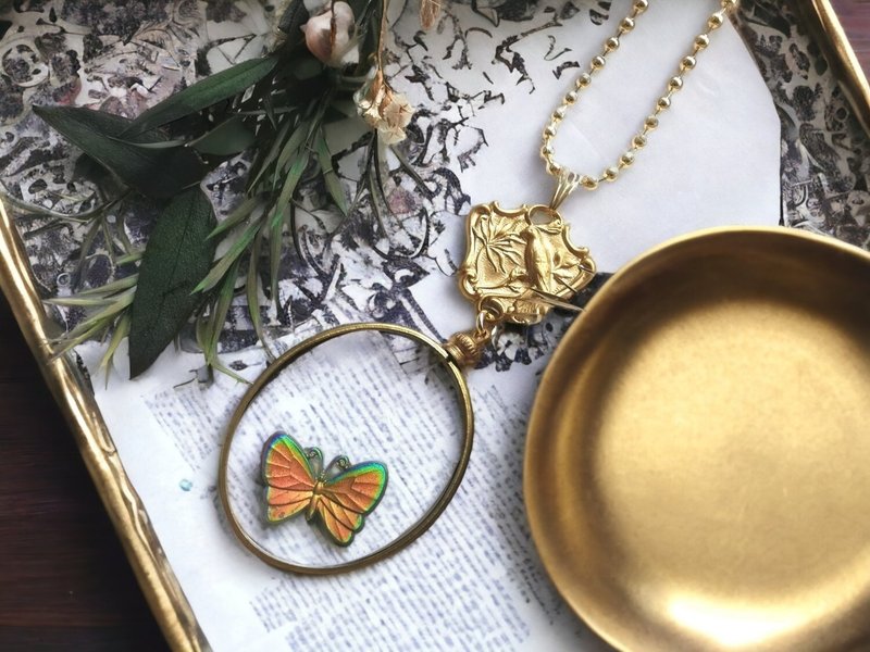 Specimen Butterfly 1970s West German Vintage Glass - สร้อยคอ - แก้ว หลากหลายสี