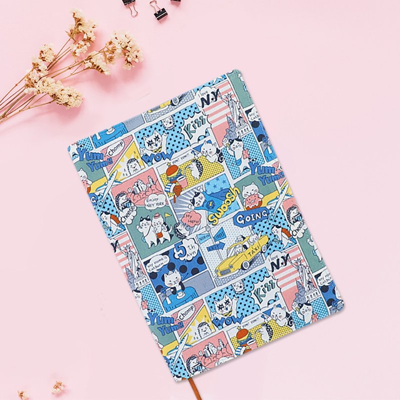 Chuyu A5/25K Taiwan Adjustable Book Cover/Book Cover/Book Cover-Roaming New York Cat - Book Covers - Cotton & Hemp Multicolor