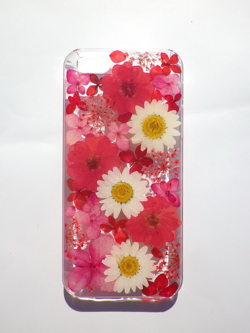 Handmade phone case, Pressed flowers phone case,iphone 5/5S and SE, Blooming - Phone Cases - Plastic Red