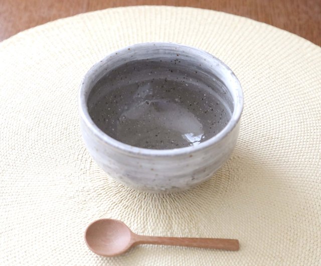 刷毛目（はけめ）グレー二層花器