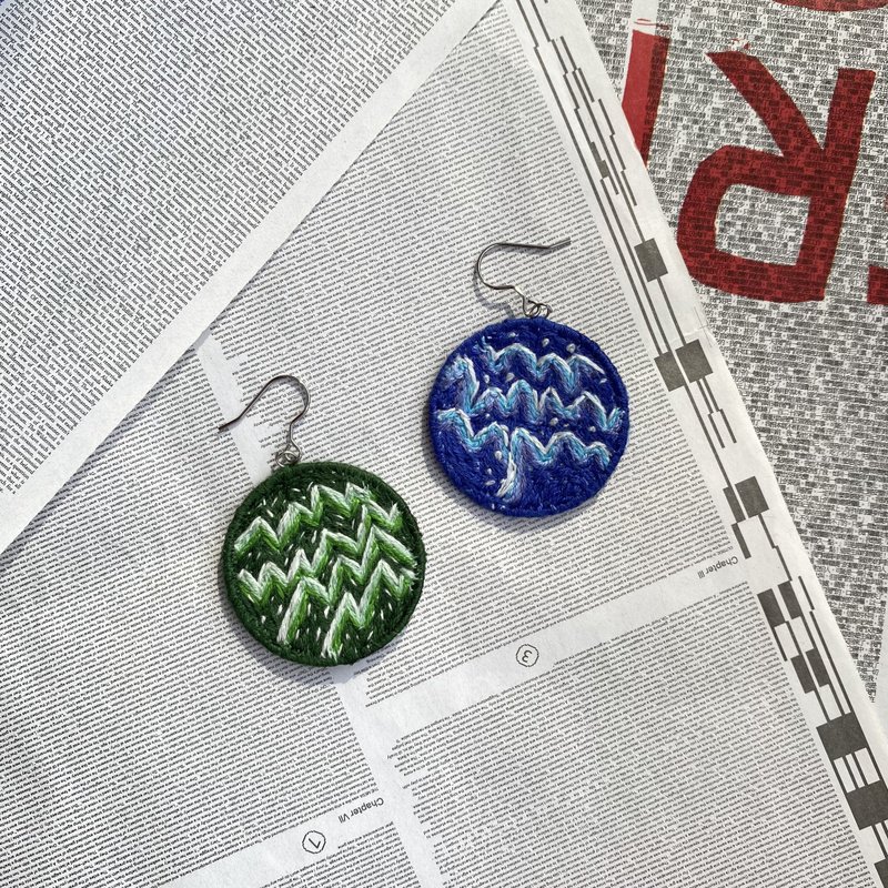 Haihaishanshan_Handmade embroidery earrings - Earrings & Clip-ons - Thread Green