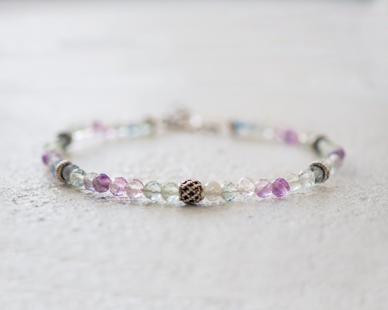 Fine Fluorite Bracelet, 925 Silver, Gemini gem, Libra crystal, Gift to Aquarius - 手鍊/手環 - 寶石 多色