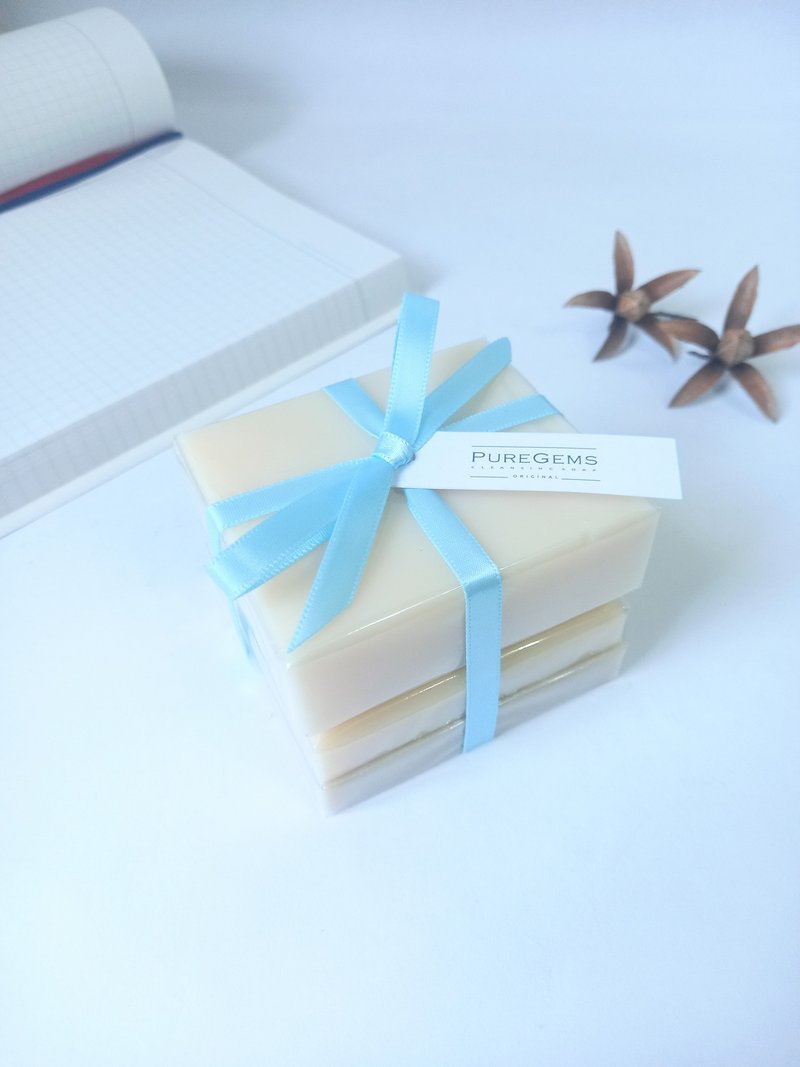 PUREGEMS. Ribbon-light packaging of 3 handmade soaps. 1 large soap + 2 small soaps. - สบู่ - วัสดุอื่นๆ หลากหลายสี