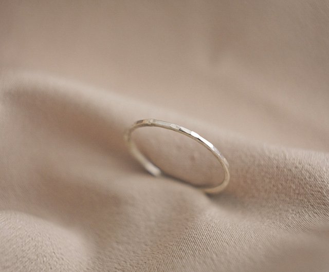 SV925 Dainty 1 mm Super Thin Ring, Knuckle stackable, Hammered