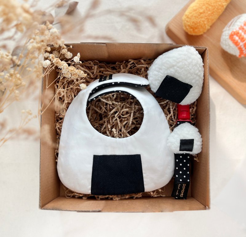 Plum rice ball bib sushi onigiri customized baby first month gift - ของขวัญวันครบรอบ - ผ้าฝ้าย/ผ้าลินิน หลากหลายสี