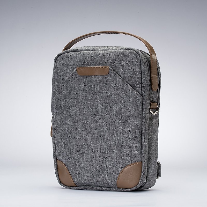 Walker | Three-purpose | Shoulder bag | Grey camel | Wen Qingfeng | Chest bag | Waterproof bag - Messenger Bags & Sling Bags - Waterproof Material Blue