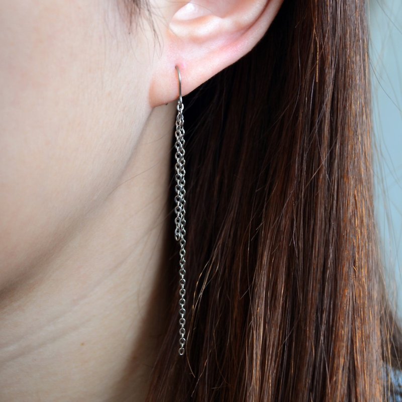 A pair of pure titanium earrings - ต่างหู - โลหะ สีเงิน