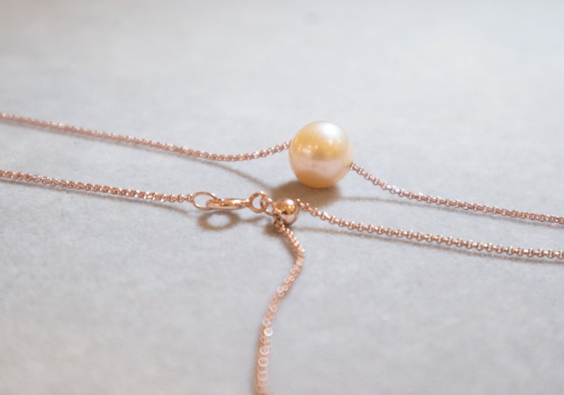 Single freshwater pearl necklace - chain length can be adjusted freely - natural champagne gold - สร้อยคอ - ไข่มุก สีทอง