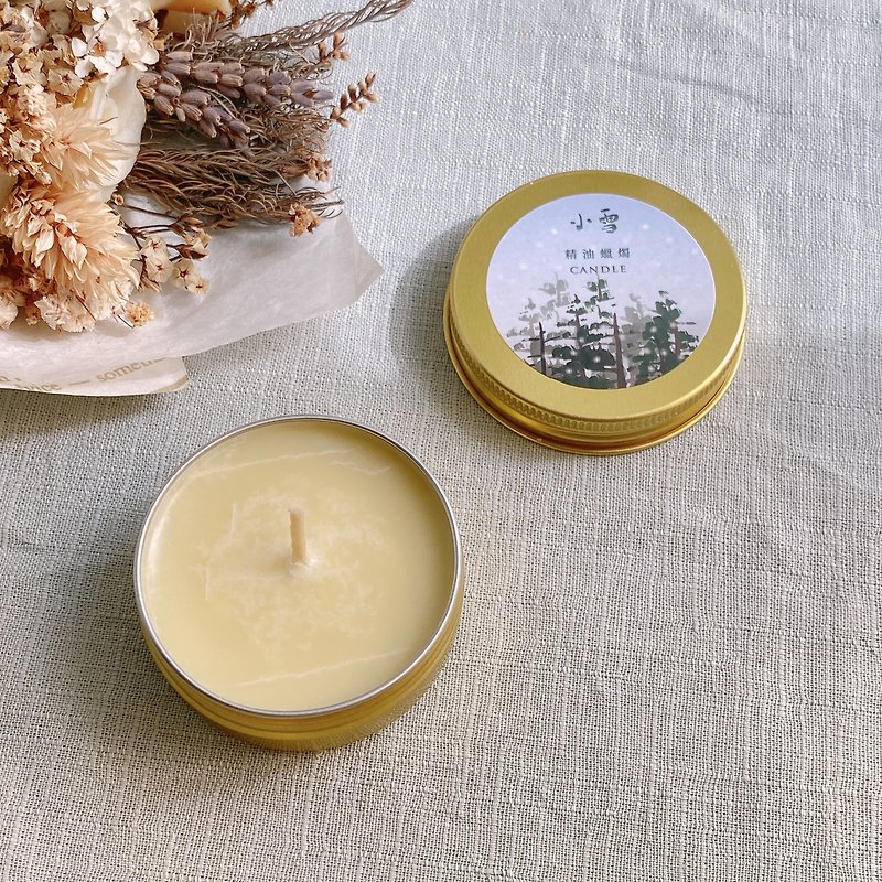 Xiaoxue compound essential oil soy Wax candle - warm fragrance to keep you happy - Candles & Candle Holders - Plants & Flowers White