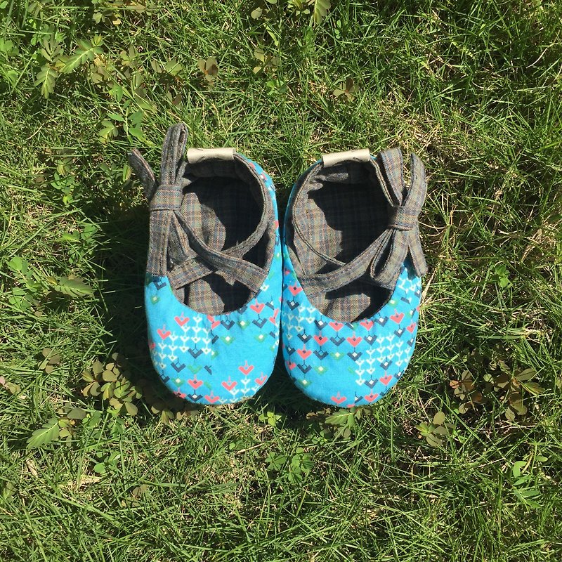 120美國水藍幾何箭頭X日本深格紋手工綁帶寶寶鞋嬰兒鞋學步鞋 - 嬰兒鞋/學步鞋 - 棉．麻 藍色