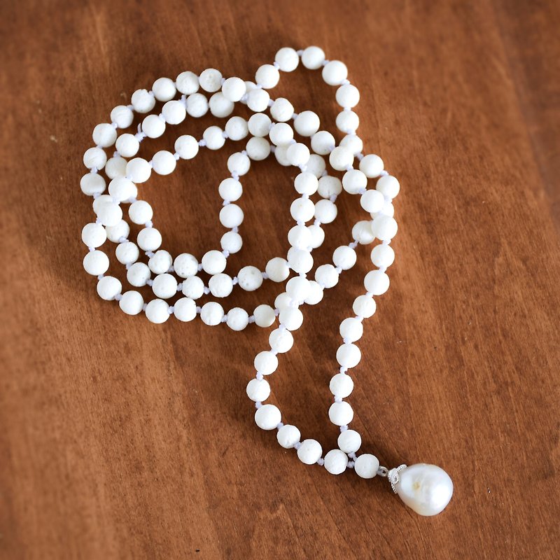 手製淡水珍珠配白珊瑚珠長項鍊，天然淡水珍珠 - 項鍊 - 紙 白色