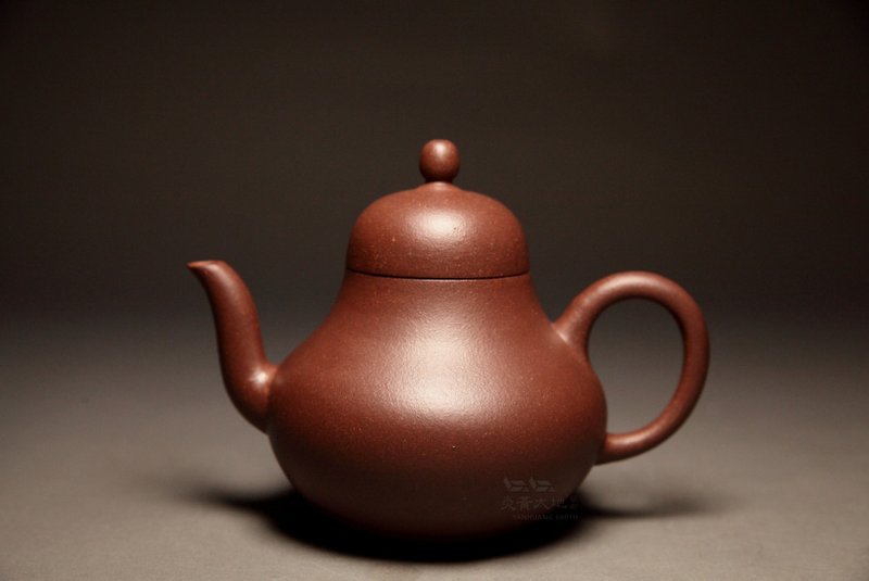 【Siting】Yanhuang Earth Art Longshan Hall Traditional Handmade No. 4 Deep Well Bottom Tank Cleaner 200cc - ถ้วย - ดินเผา สีม่วง