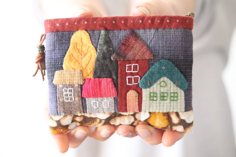 Japanese patchwork money holder. Headphones case. Purse for Coins or Cosmetics - 錢包/皮夾/長短夾 - 其他材質 多色
