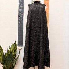 ハンドメイド紅型反物から作ったボートネックプリンセスラインワンピース&パゴダ日傘 紅型反物から作ったボートネックプリンセスラインワンピース